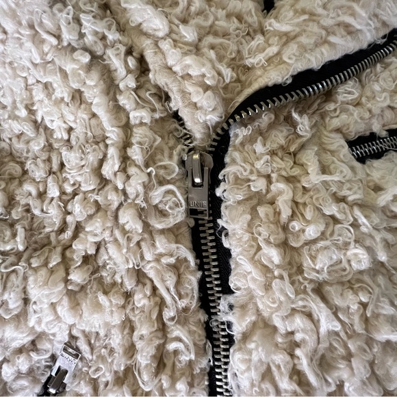 UNIF X UO Poodle Sherpa Moto Jacket - Picture 4 of 12